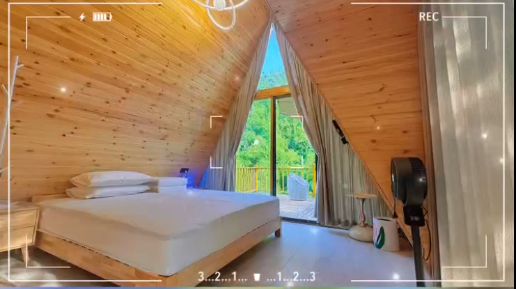 Log Cabin Homestay in Enshi, Hubei