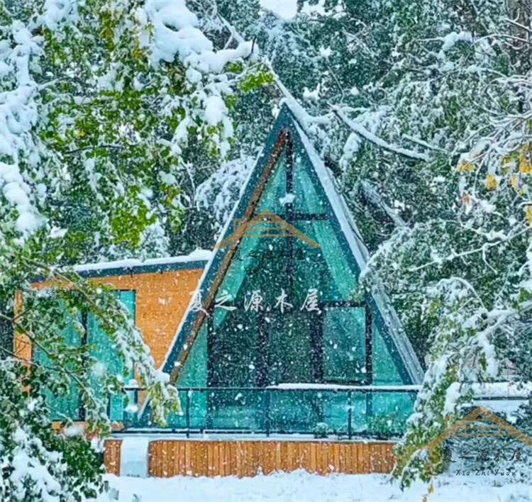 Premium A-Frame Cabin Resort in Koktokay, Xinjiang